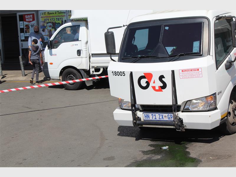 G4S CIT Van Targeted By Robbers At Pick N Pay Witpoortjie Roodepoort 